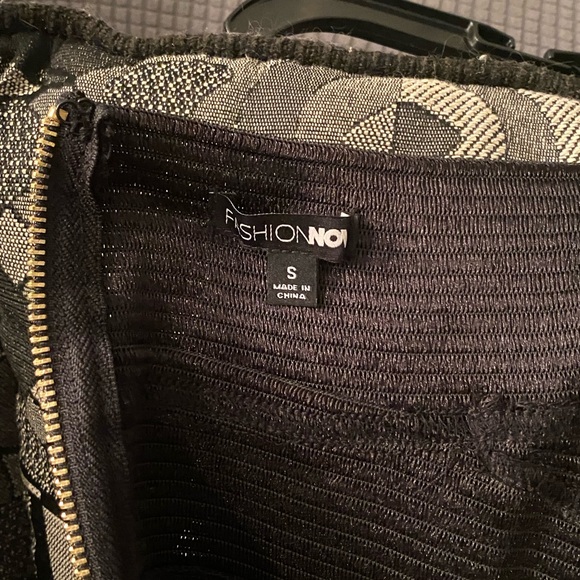 Black Bandage Tube Top Floral Skirt - Picture 5 of 6